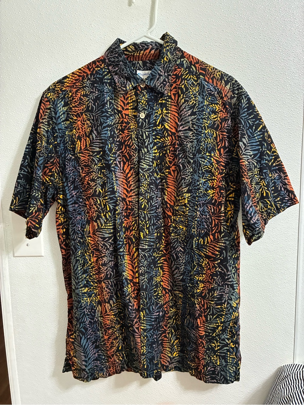 TravelSmith Black Short-Sleeve Polo with Multicolor Leaf Print L